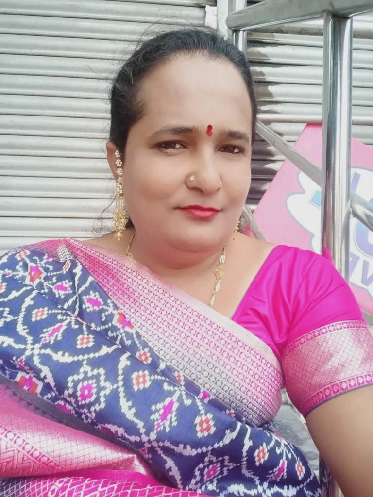 Aarthi Yadav Vampu 5