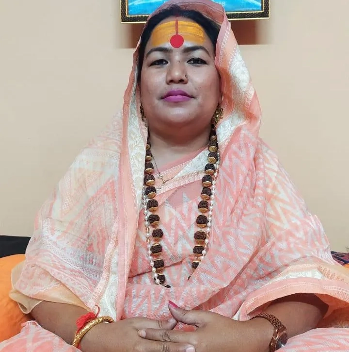 Kaushalya Nand Giri 1