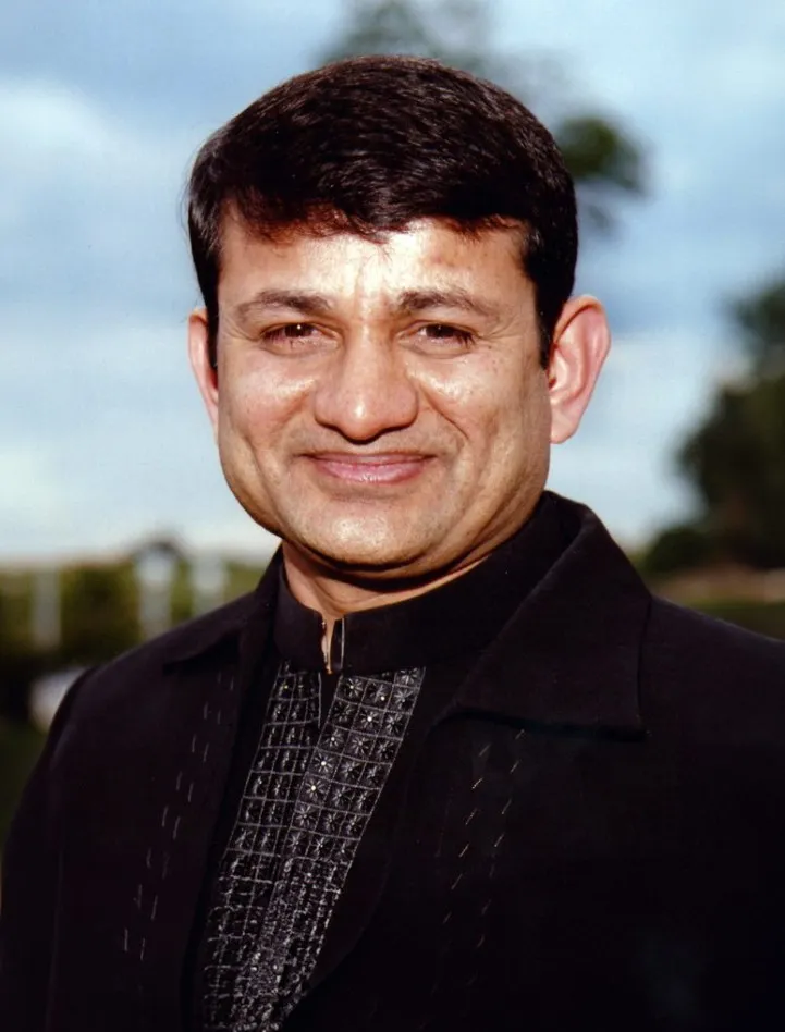 Dr Vithalbhai Devsibhai Dhaduk 1